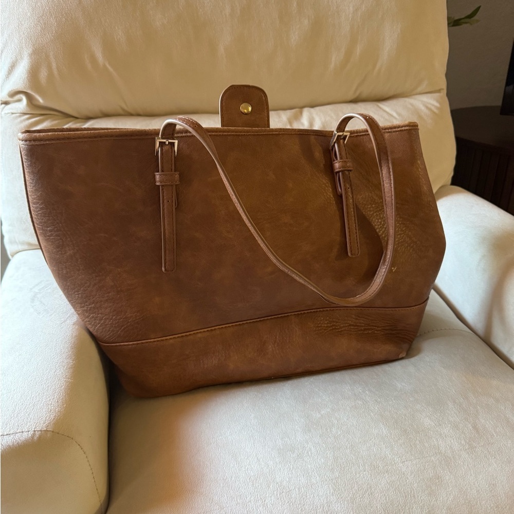 Urban Expressions Brown Vegan Leather Tote w Pouch – Striped Lining